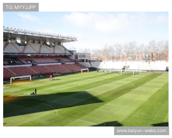 巴列卡诺草坪罢工被迫搬家，主场变客场影响球队备战