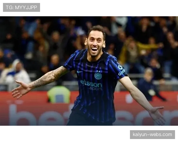 国际米兰3-2逆转科莫晋级意大利杯决赛，恰尔汗奥卢传射苏契奇绝杀